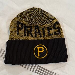 Pittsburgh Pirates Black and Gold Beanie
